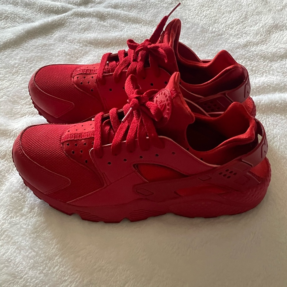 Women’s Red Nike Huaraches